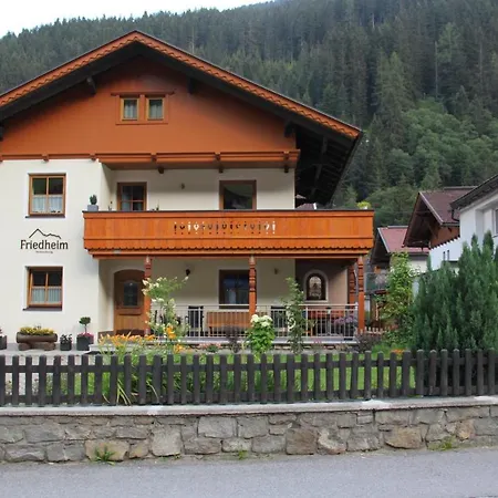Апартаменты Friedheim, Haus Тукс