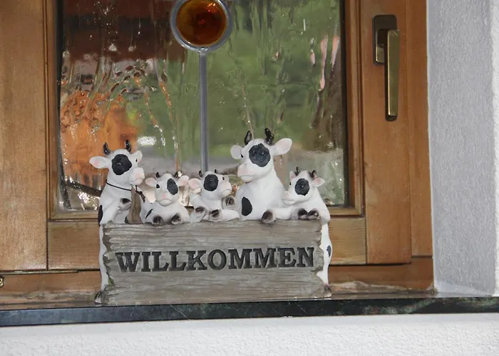 Friedheim, Haus * Tux